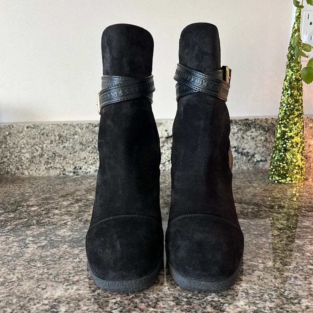 Louis Vuitton size 39